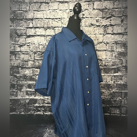 Avia Shirt - Picture 3 of 5